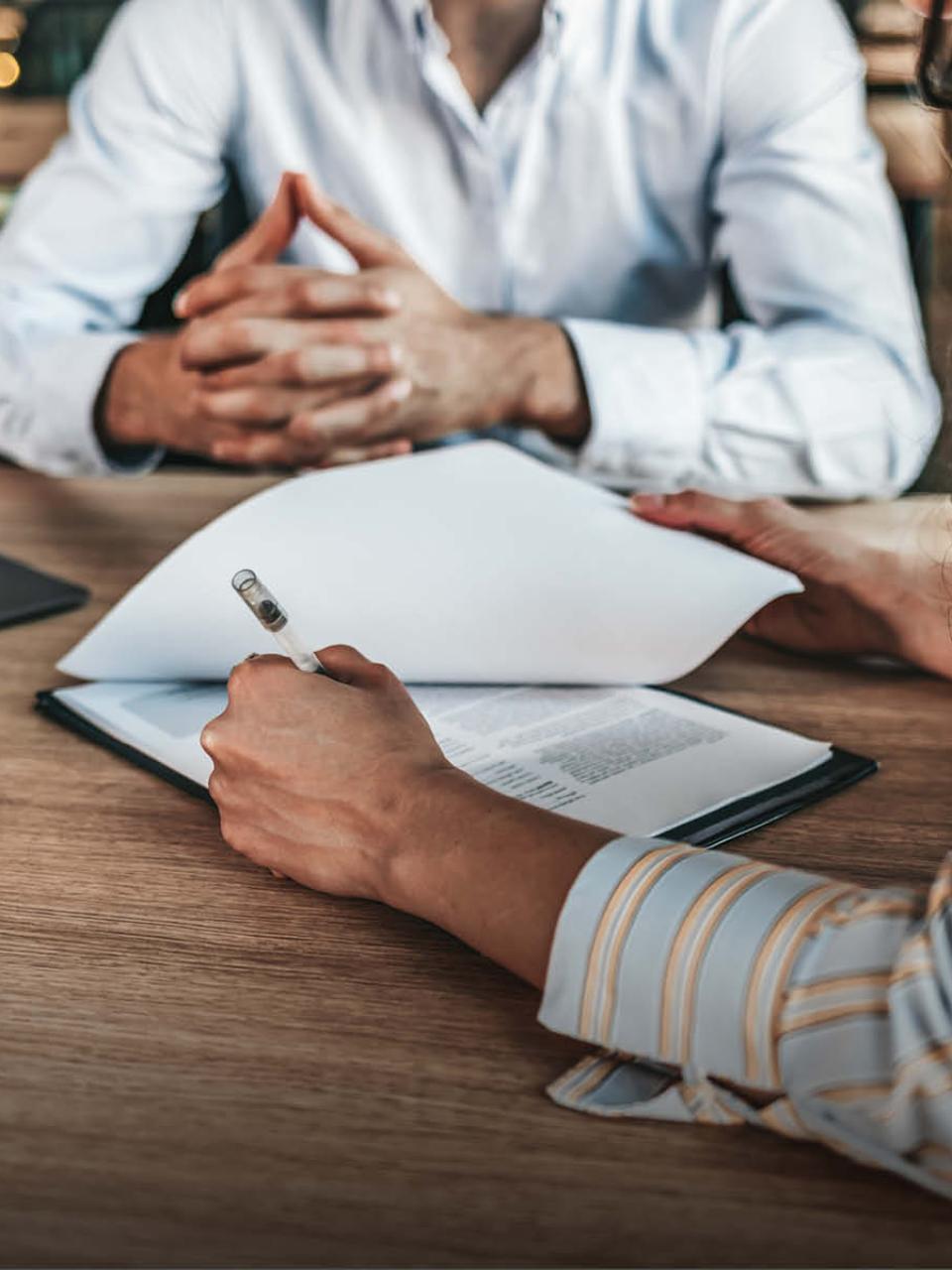 Få en hjælpende hånd med konsulenter i branchen