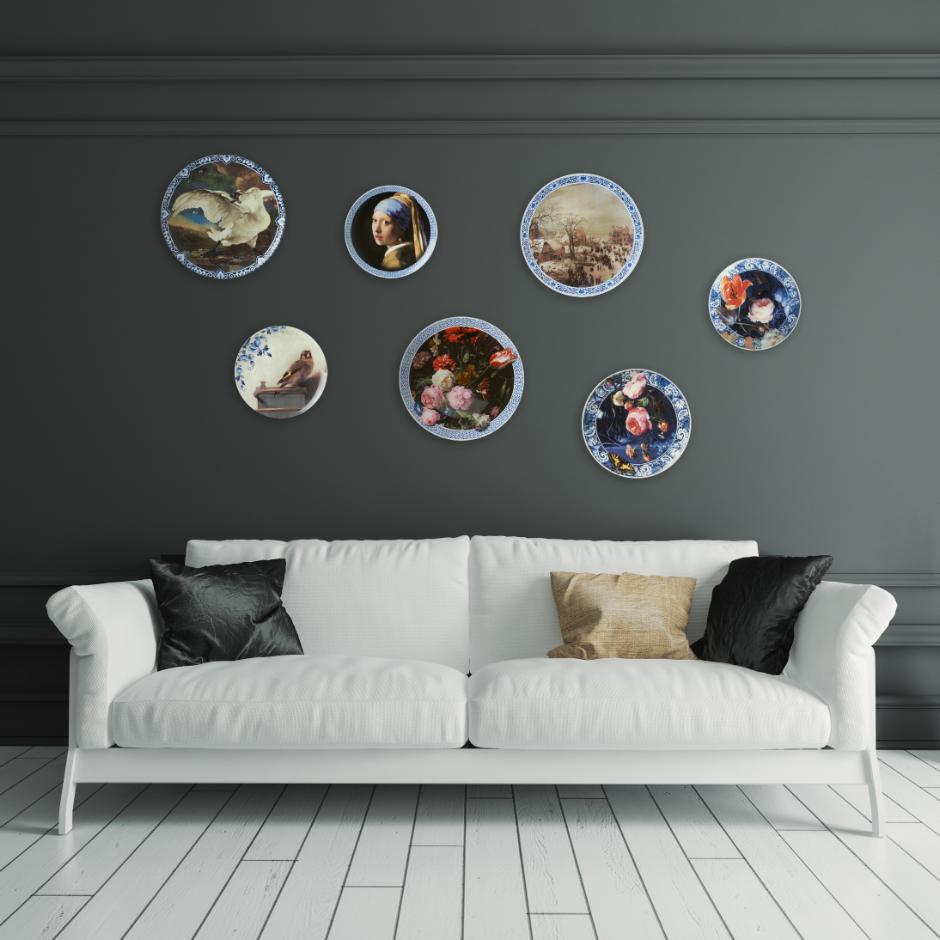 Vægplatter, Vaser og smukke spisestel