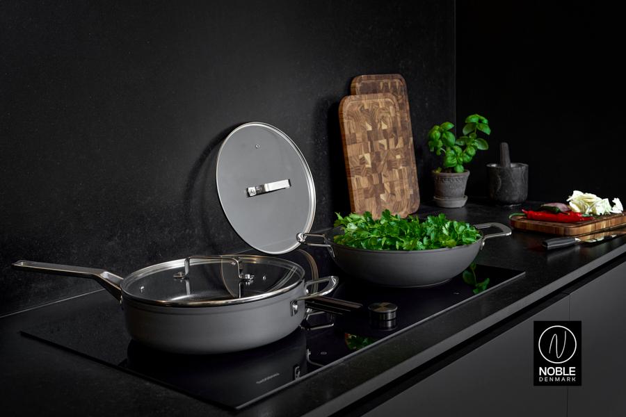 New York Wok og Sauterpande, S/2