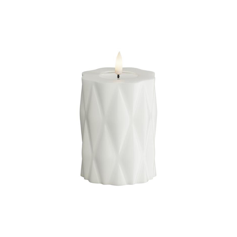 White Harlequin Candle D: 7,5 * 10 cm