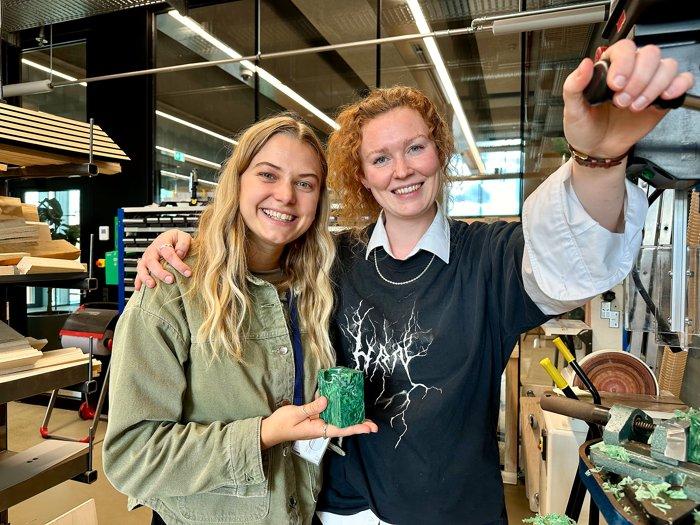 De mødte hinanden i børnehaven. Nu har de virksomhed sammen og har vundet deres første pris.