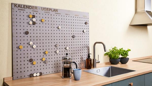 Kalenderen til at holde styr på hverdagen på en nem, pæn og overskuelig måde.