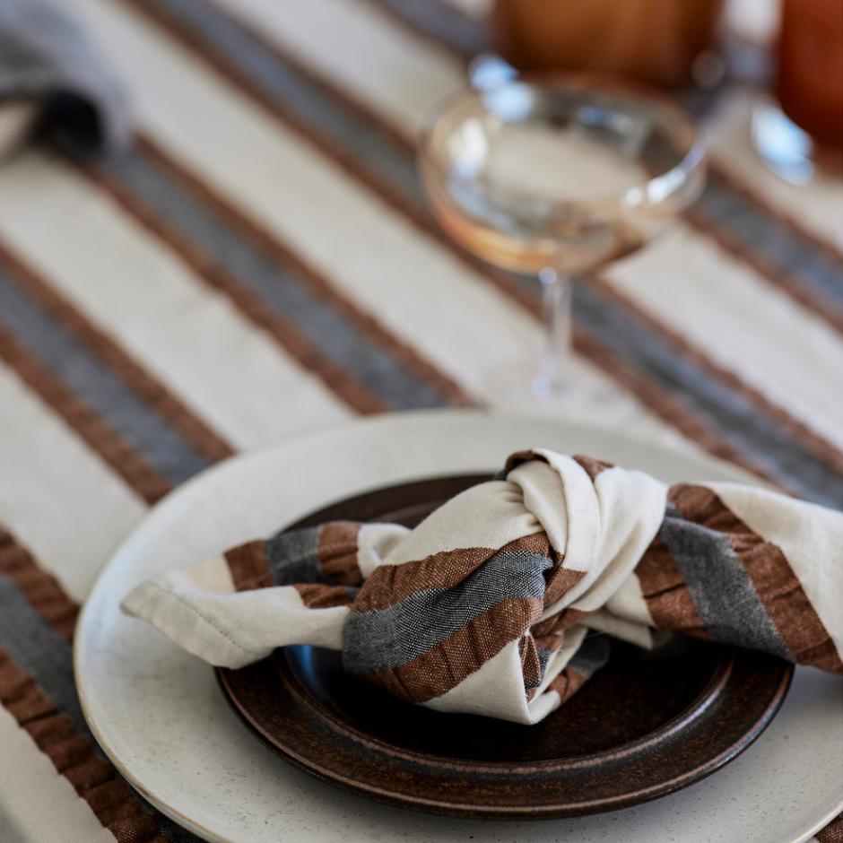 Alt til borddækningen